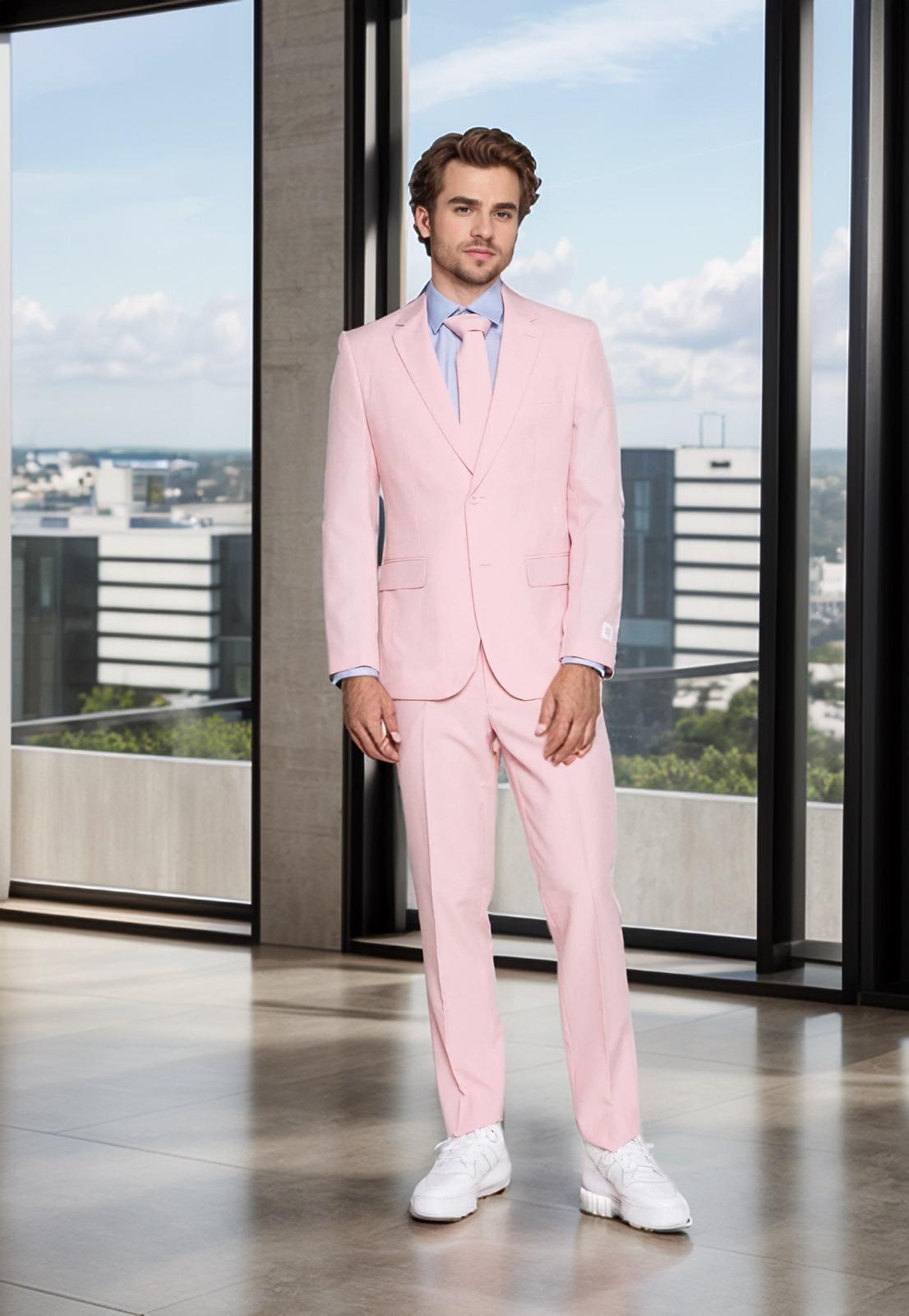 Soft Pink Suit Subtle and Chic