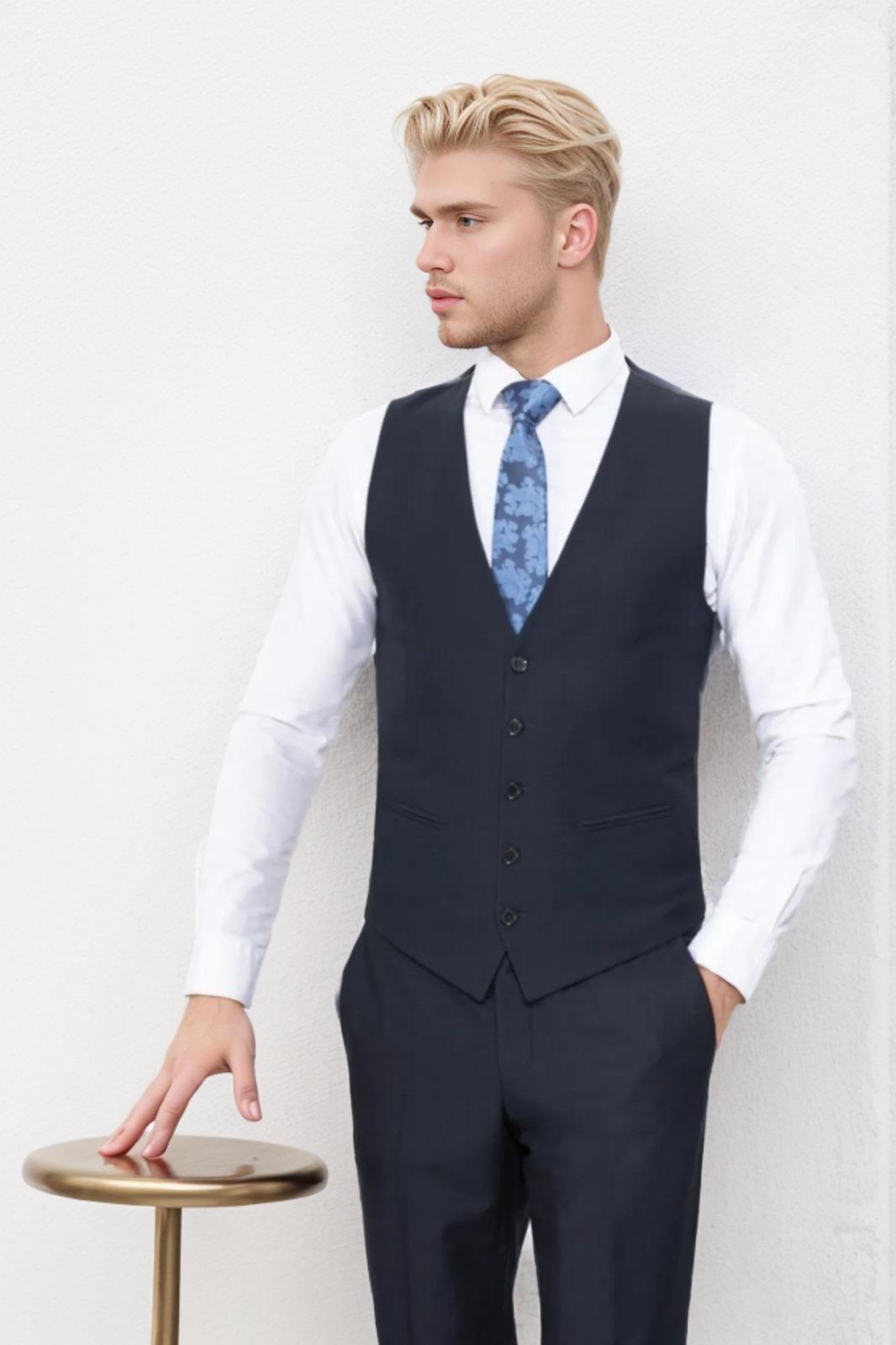 Experience Unmatched Elegance in a Tailored Men's Suit